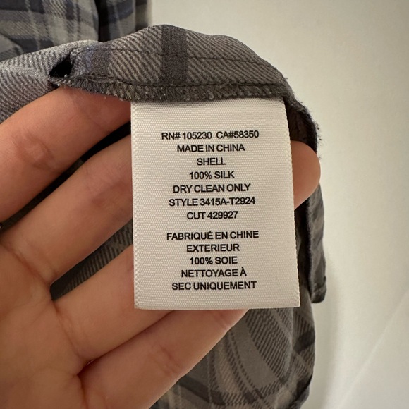 Joie 100% silk blouse - Picture 3 of 5